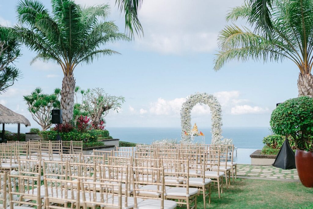 bali wedding villa, uluwatu destination wedding, villa wedding bali, cliffside wedding bali