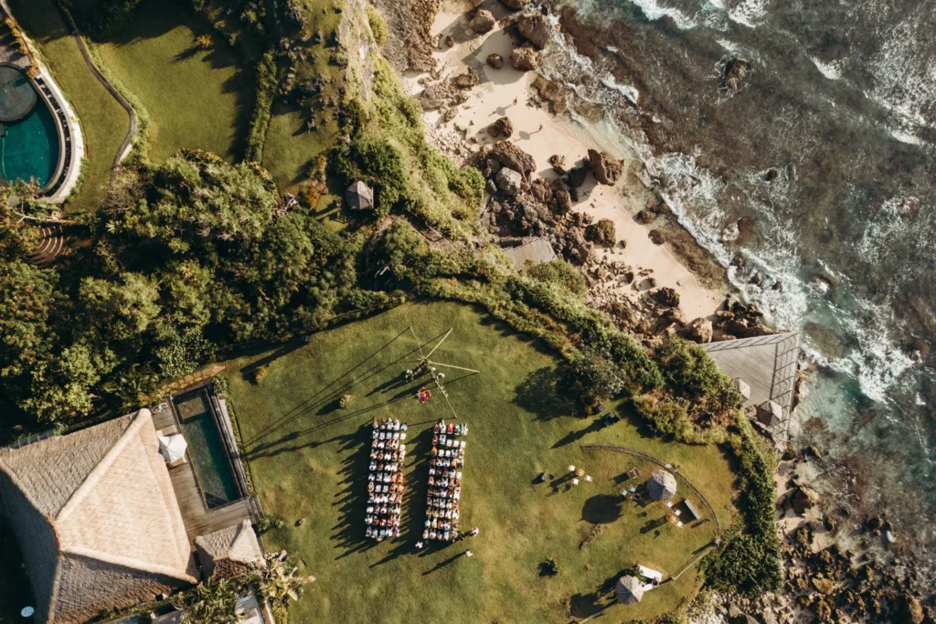 bali wedding villa, uluwatu destination wedding, villa wedding bali, cliffside wedding bali