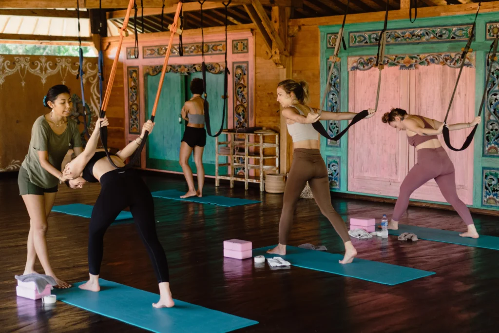 yoga Bingin Bali, aerial yoga Uluwatu, best yoga shala Bali, Uluwatu wellness retreat, Yoga studios in Uluwatu 